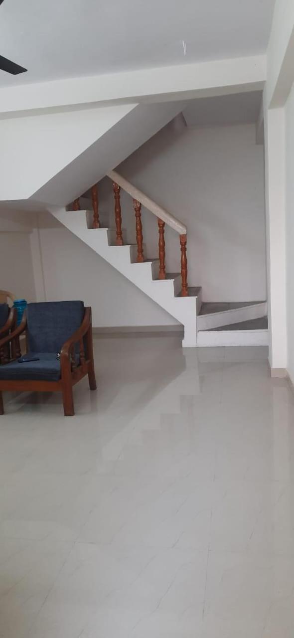 Swanky Sojourns Homestay 2Bhk Kolhapur Luaran gambar